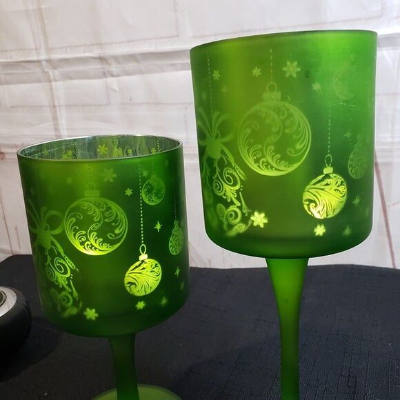 Beautiful Green Mercury Glass Christmas Pedestal Flameless...